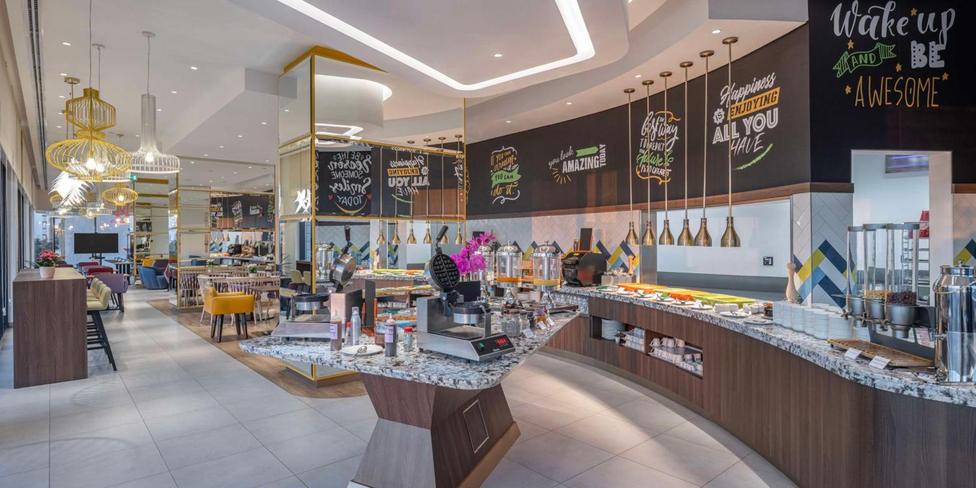 Hampton By Hilton Kuwait Salmiya Kuwait City Exterior foto